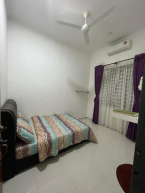 Izzhan homestay berdekatan kubang kerian malay only